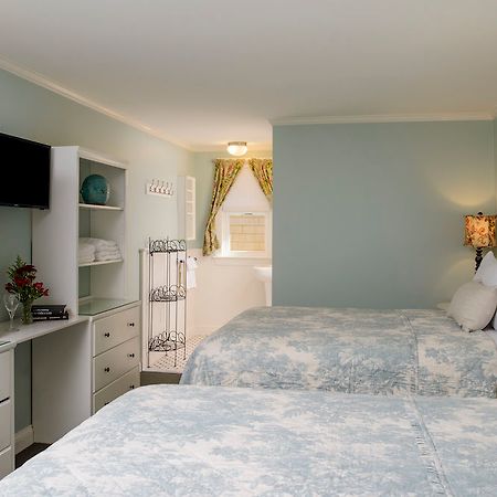 Madison Inn Oak Bluffs Bagian luar foto
