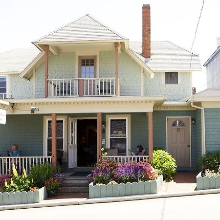 Madison Inn Oak Bluffs Bagian luar foto