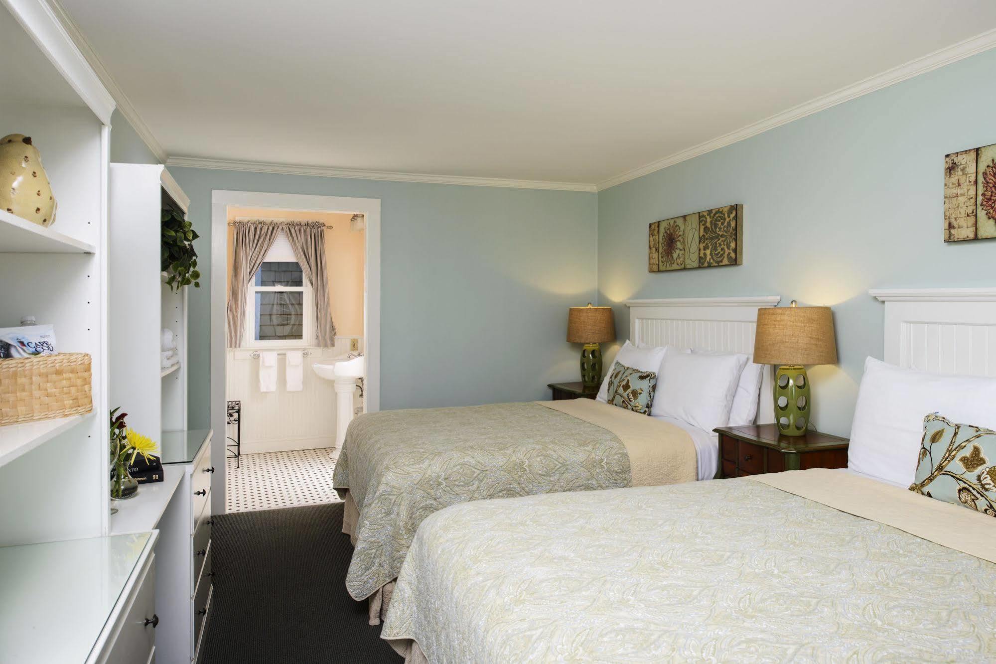 Madison Inn Oak Bluffs Bagian luar foto