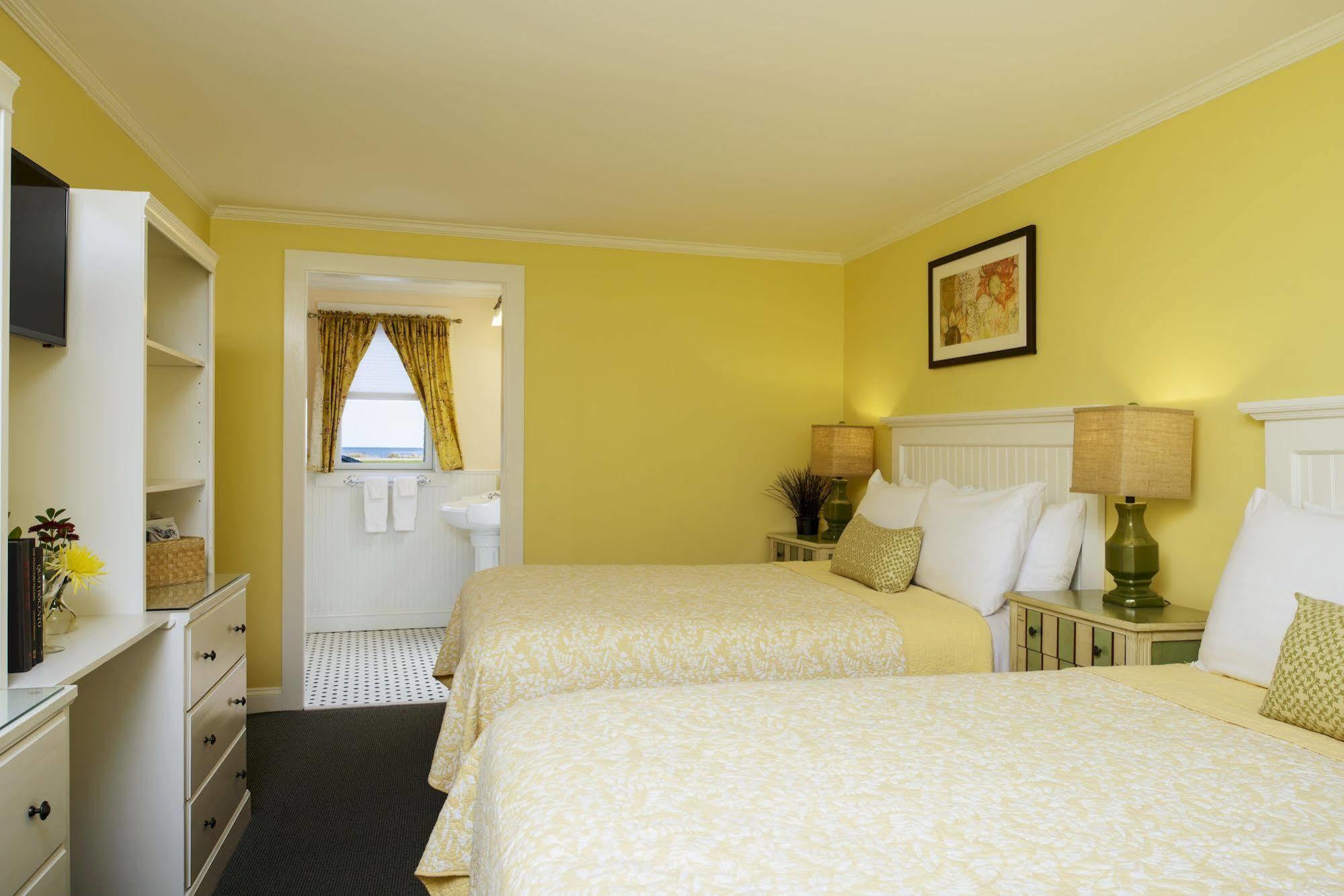 Madison Inn Oak Bluffs Bagian luar foto